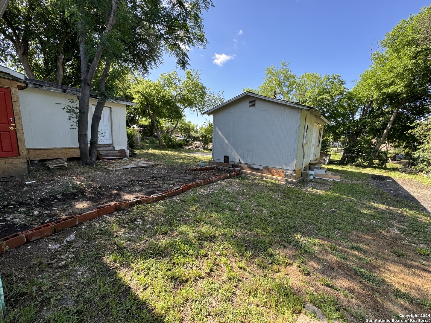 520 W Mitchell Street San Antonio TX 78204