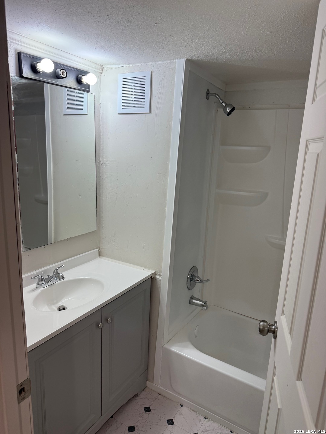 1311 W Hein Road San Antonio TX 78220