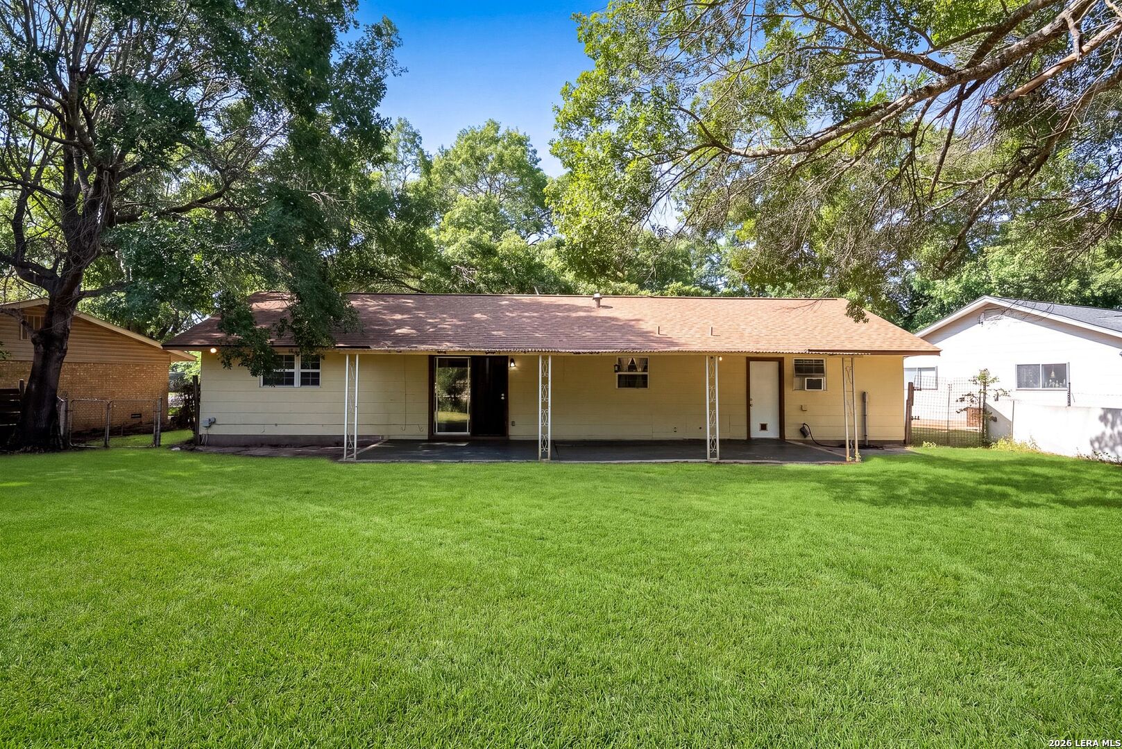 145 Valley Oak Drive Schertz TX 78154