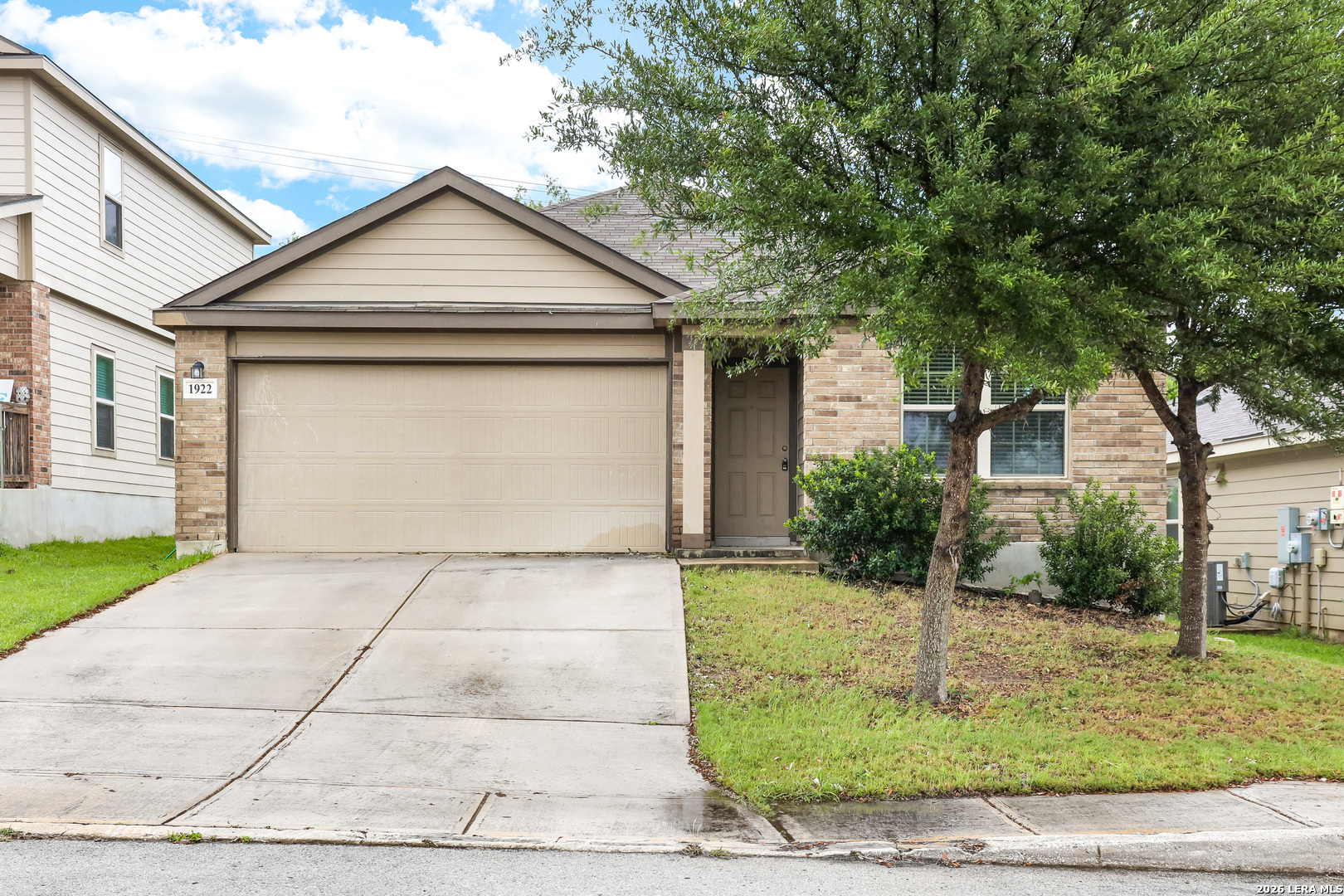 1922 Marbach Woods San Antonio TX 78245