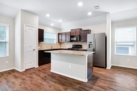 1922 Marbach Woods San Antonio TX 78245