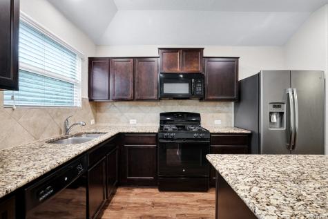 1922 Marbach Woods San Antonio TX 78245