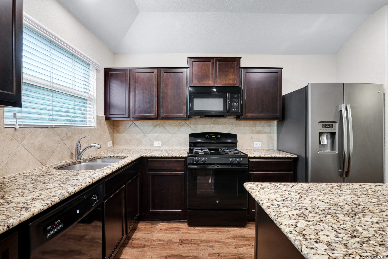 1922 Marbach Woods San Antonio TX 78245