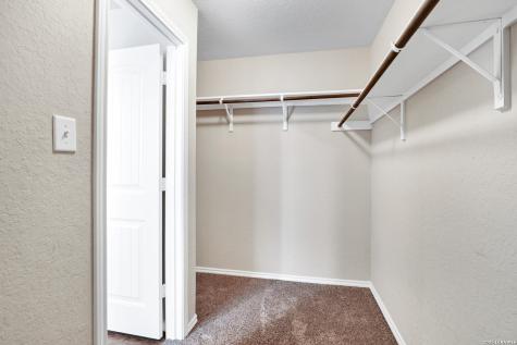 1922 Marbach Woods San Antonio TX 78245