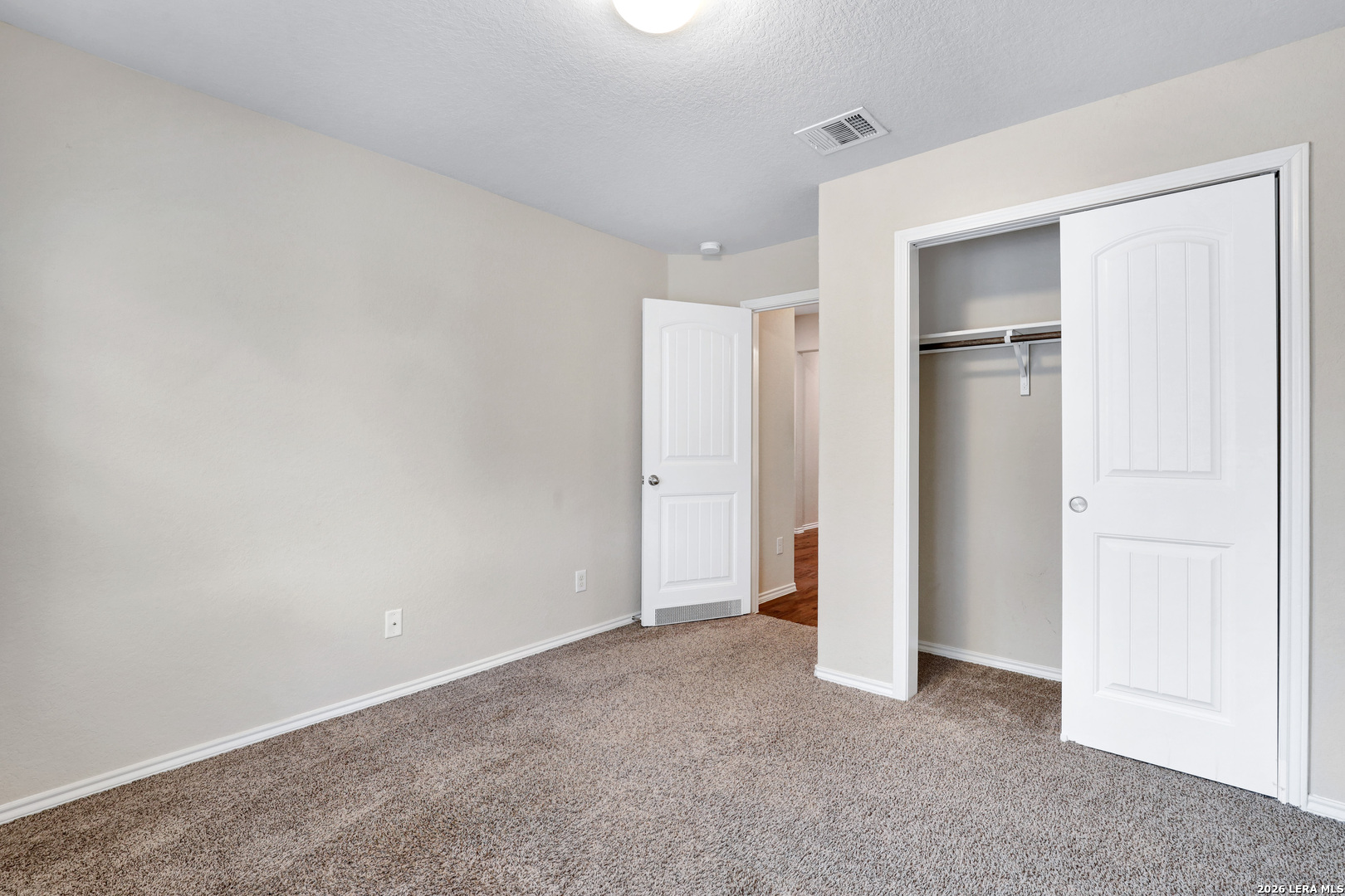 1922 Marbach Woods San Antonio TX 78245