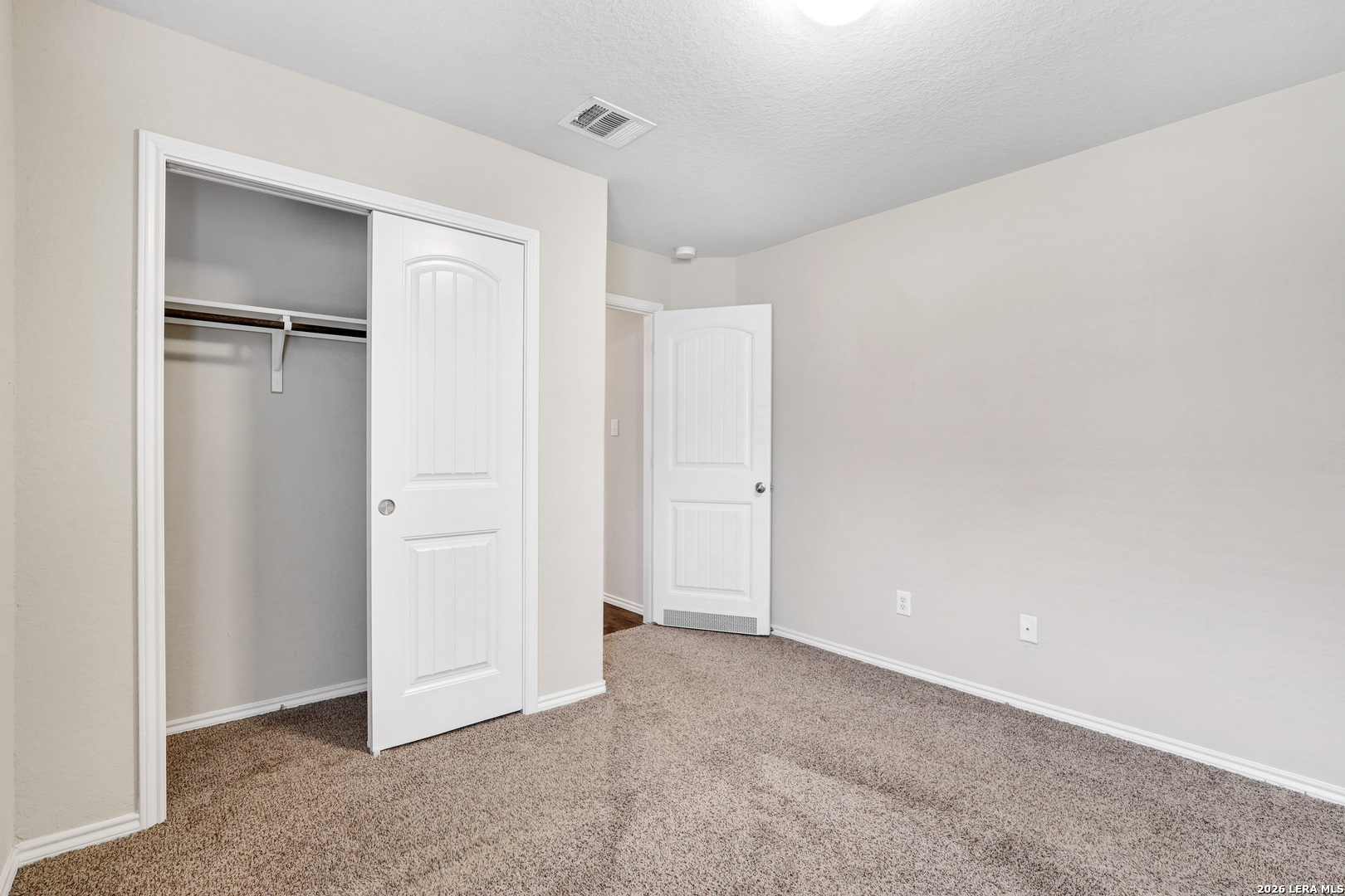 1922 Marbach Woods San Antonio TX 78245