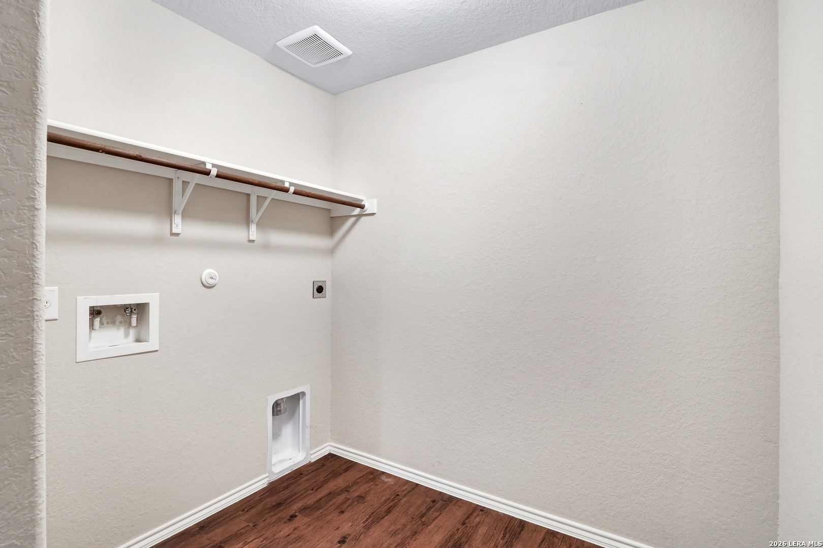 1922 Marbach Woods San Antonio TX 78245