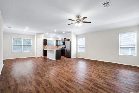 1922 Marbach Woods San Antonio TX 78245