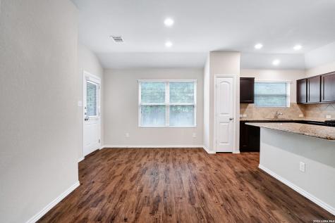 1922 Marbach Woods San Antonio TX 78245