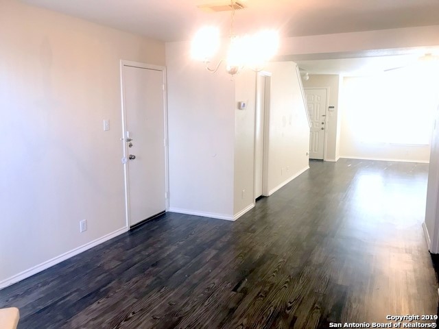 58 Latrobe Post San Antonio TX 78240
