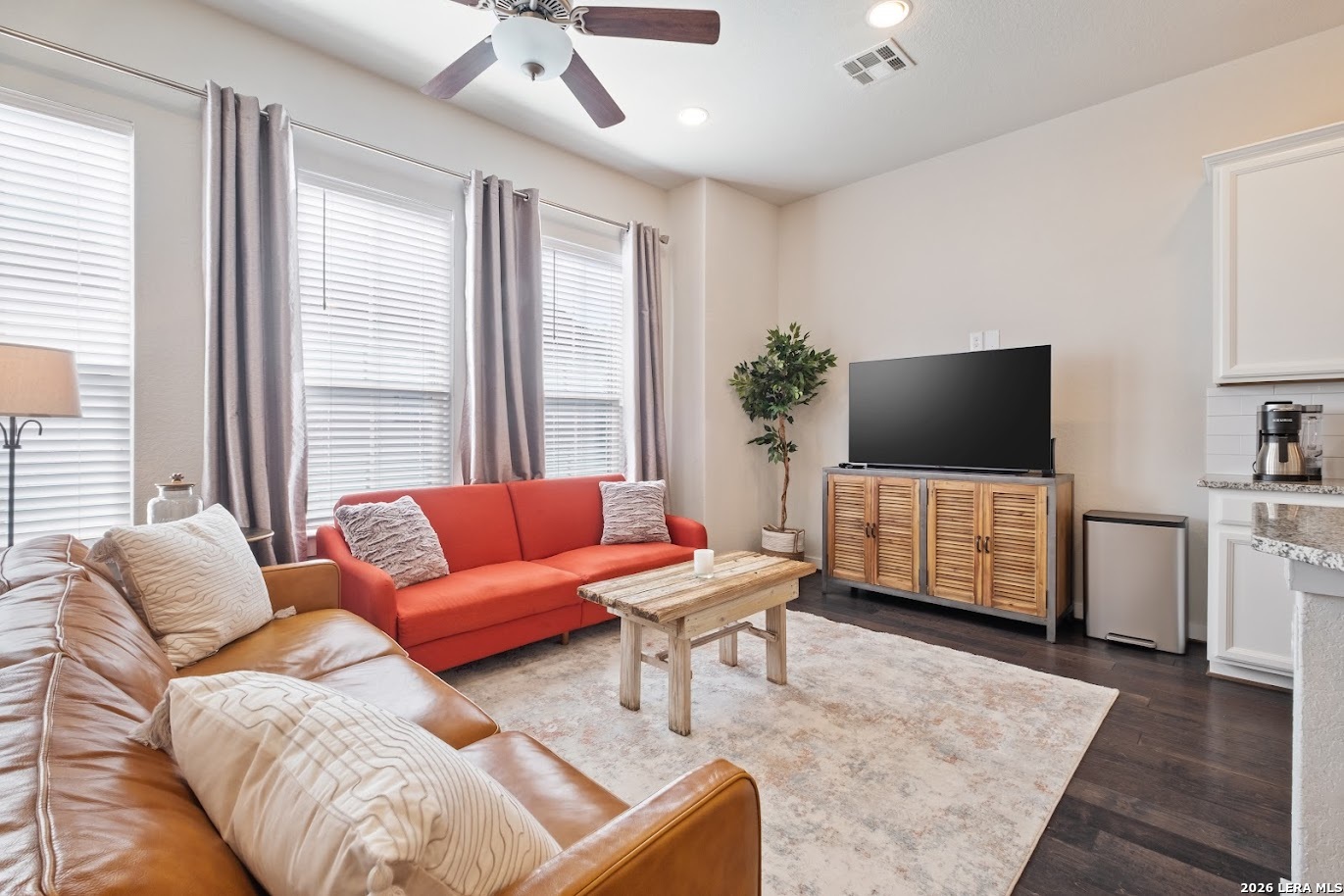 2009 Mccullough Avenue San Antonio TX 78212