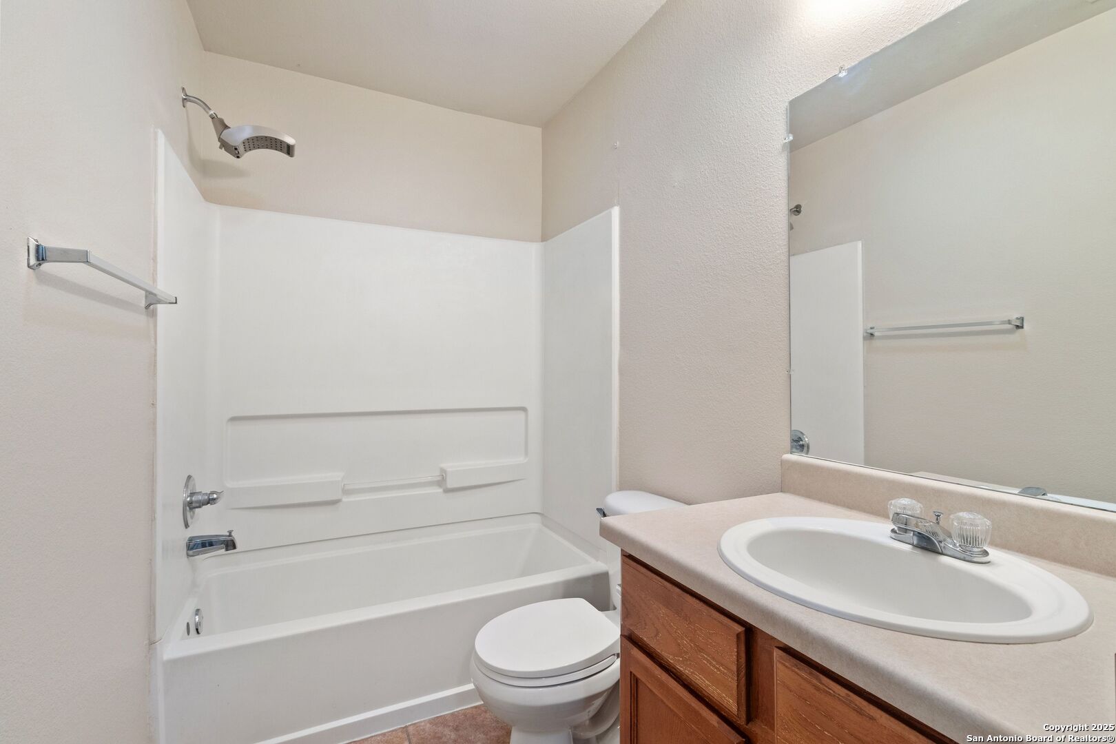 10807 Mathom Landing Universal City TX 78148