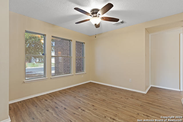 8118 Stagwood Hill San Antonio TX 78254