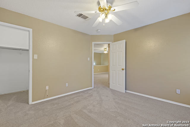 8118 Stagwood Hill San Antonio TX 78254