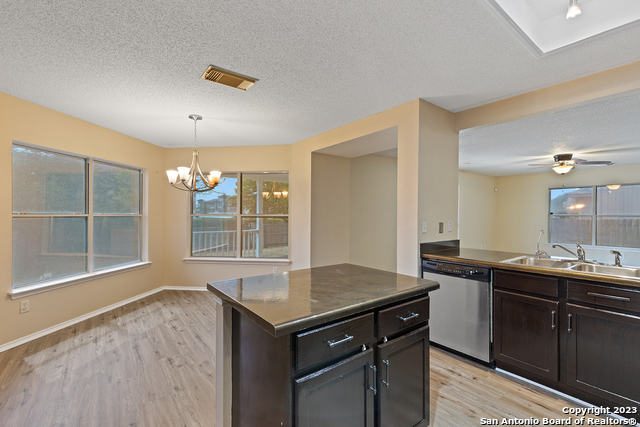8118 Stagwood Hill San Antonio TX 78254