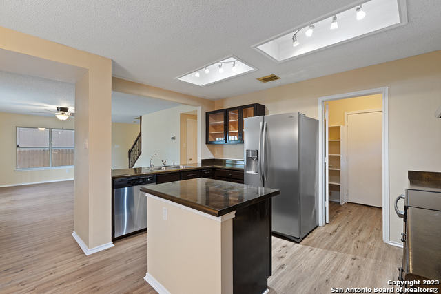 8118 Stagwood Hill San Antonio TX 78254