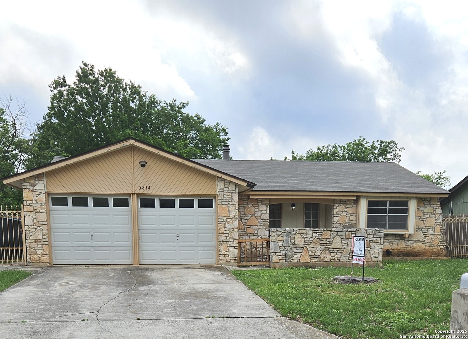 5814 Cliffmont San Antonio TX 78250