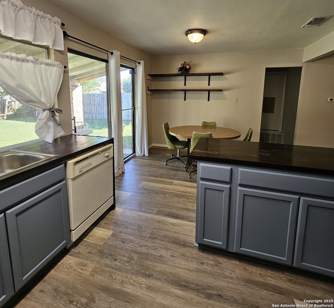 5814 Cliffmont San Antonio TX 78250