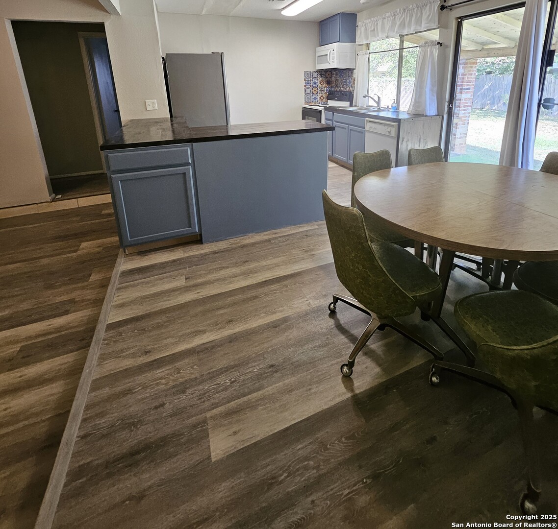 5814 Cliffmont San Antonio TX 78250