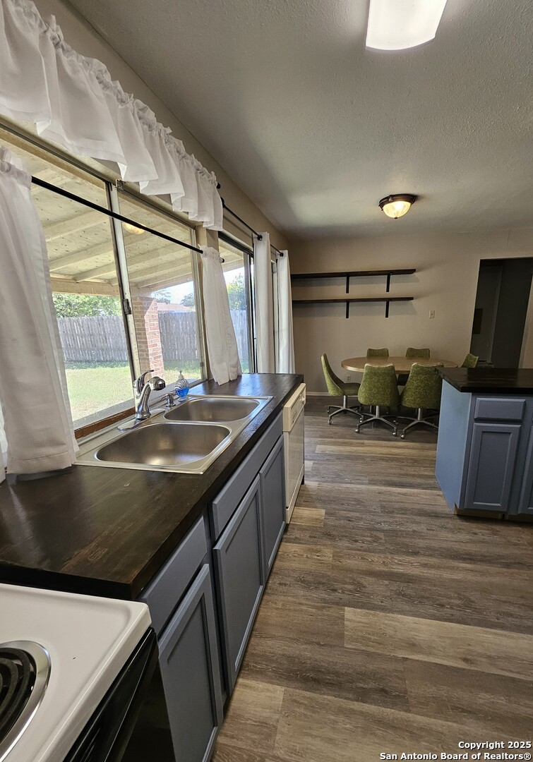 5814 Cliffmont San Antonio TX 78250