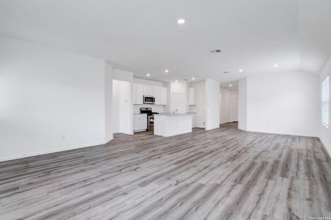 9947 Pears Mill San Antonio TX 78254