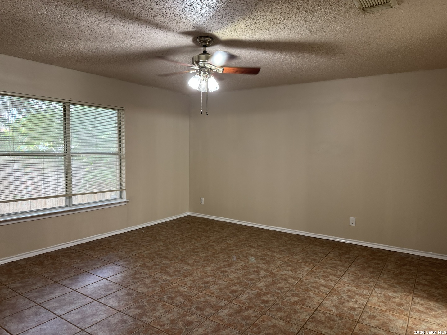 8003 Chestnut Manor Drive Converse TX 78109