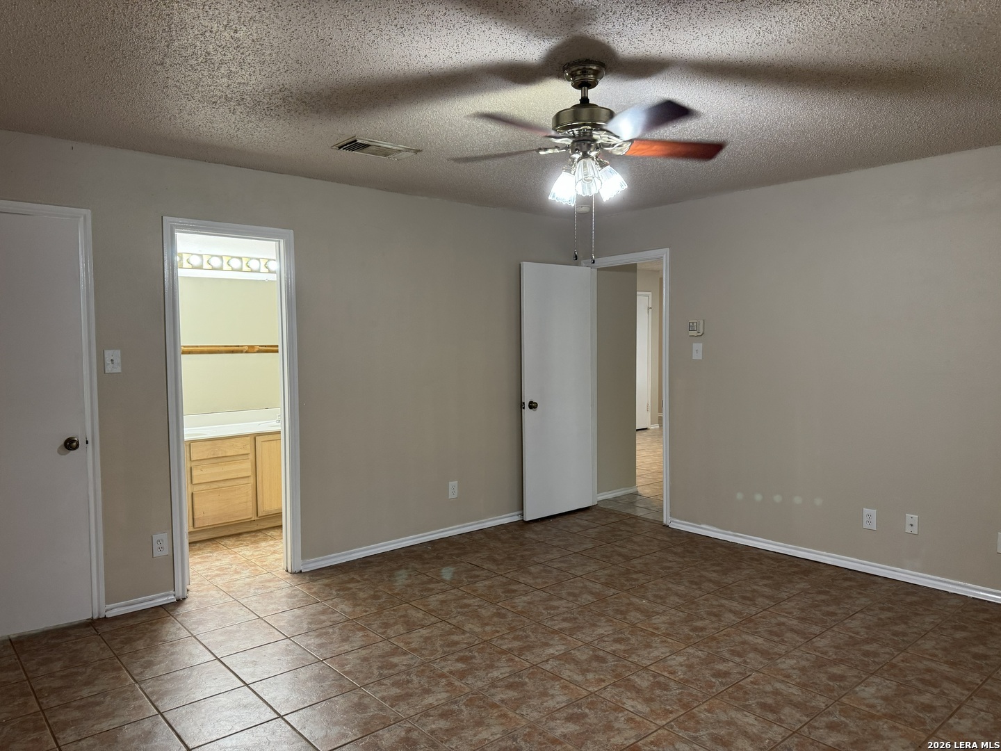 8003 Chestnut Manor Drive Converse TX 78109