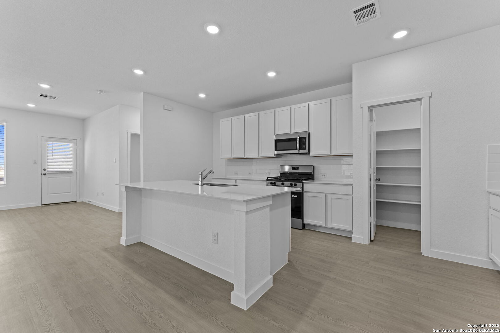 14990 Taradeau San Antonio TX 78254