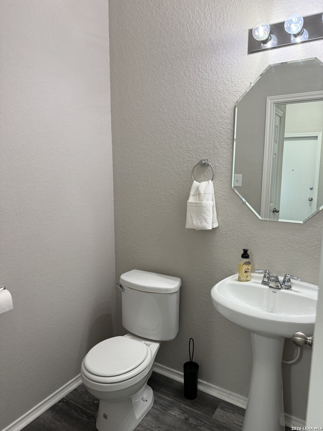 6010 Upland San Antonio TX 78244