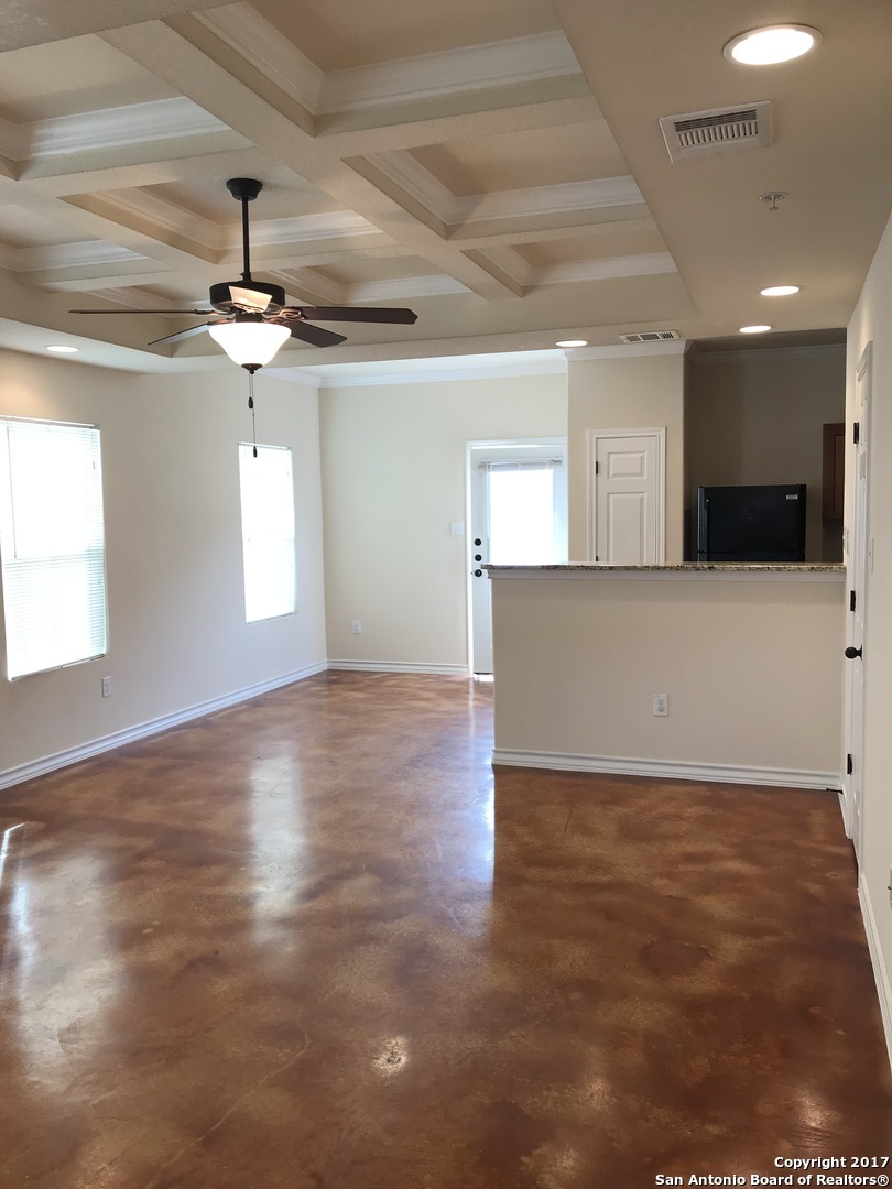 16833 Showdown Path Selma TX 78154