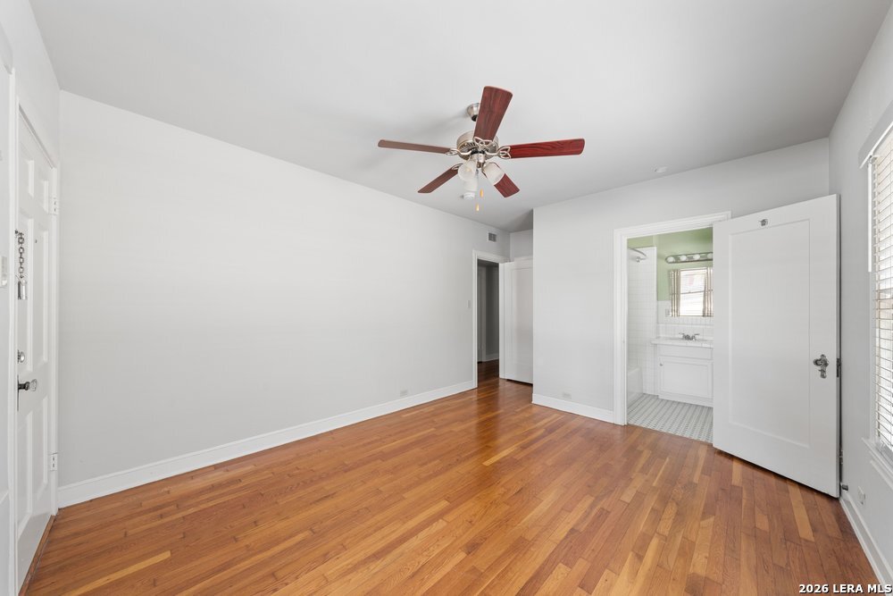 109 W Norwood Court San Antonio TX 78212