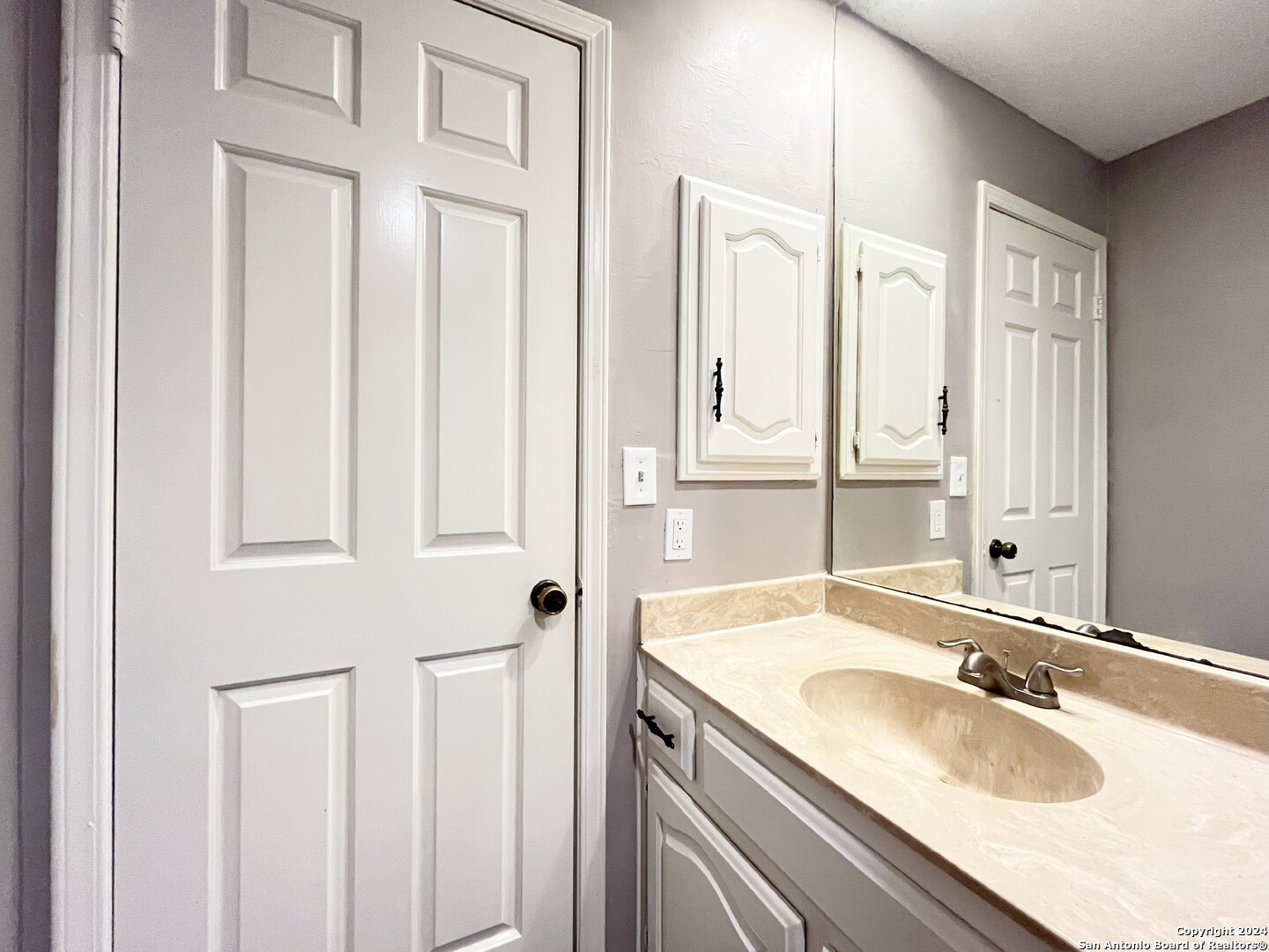 11843 Braesview San Antonio TX 78213