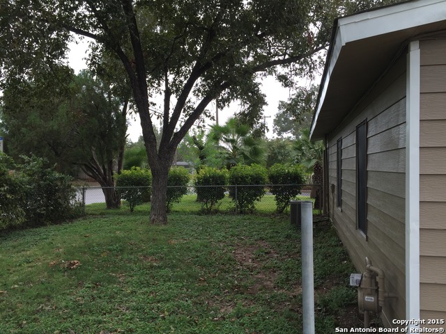 4251 Wild Oak San Antonio TX 78219