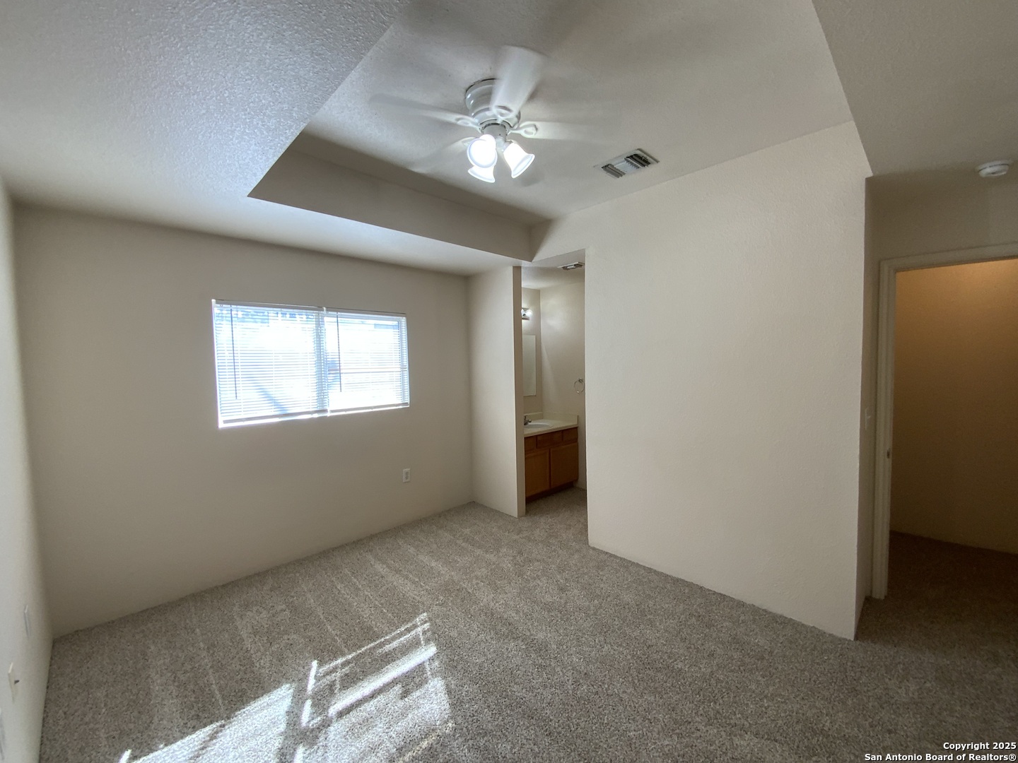 8915 Maverick Draw San Antonio TX 78250