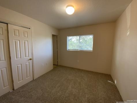 8915 Maverick Draw San Antonio TX 78250