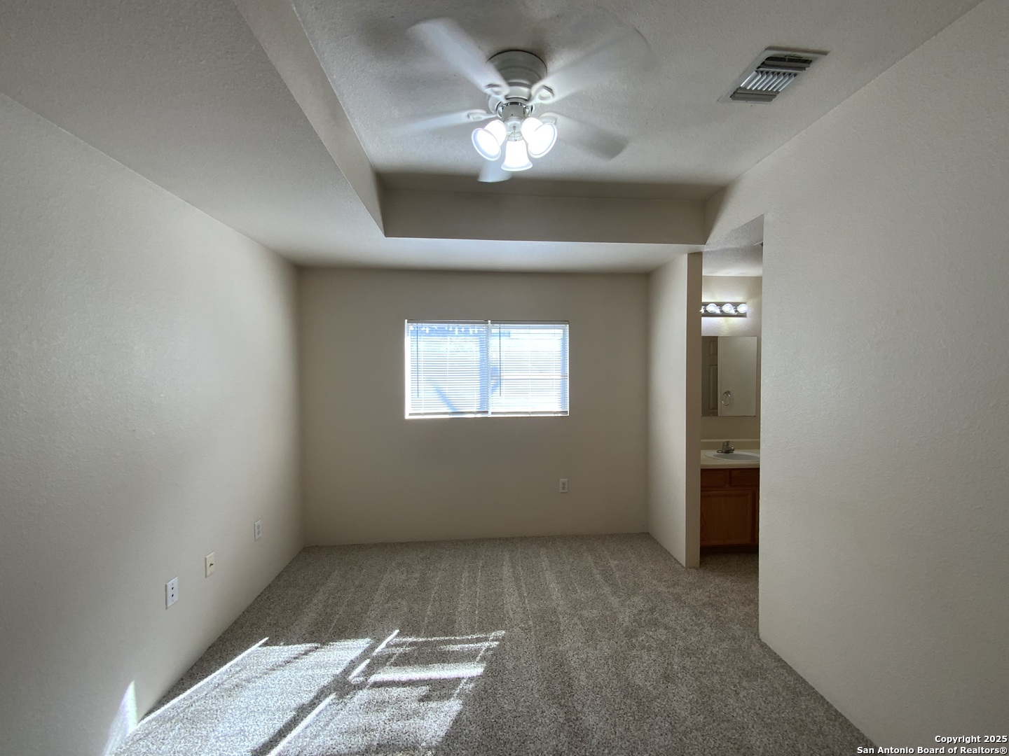 8915 Maverick Draw San Antonio TX 78250