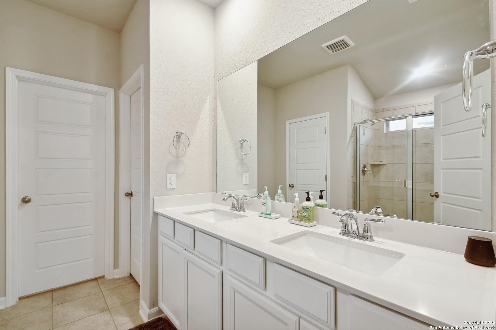 3053 Casillero Schertz TX 78154