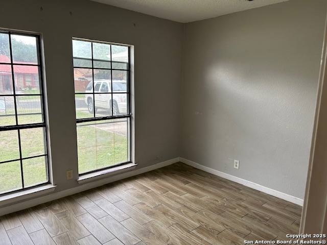 7510 Ledgebrook San Antonio TX 78244