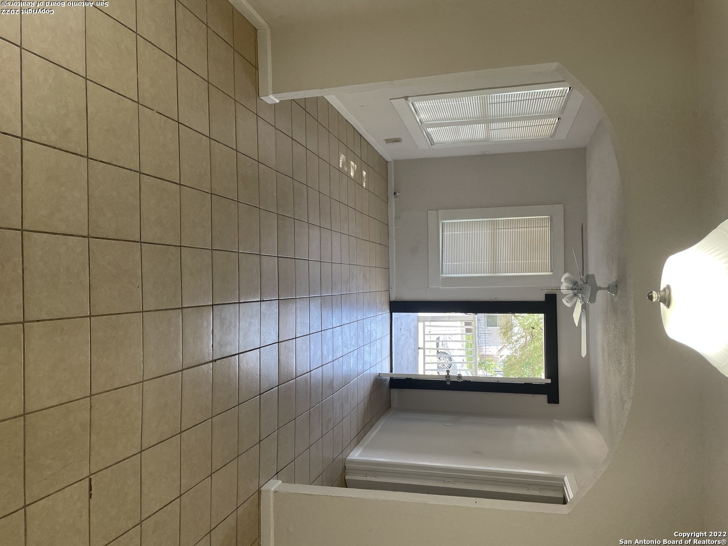 1467 W Gerald Avenue San Antonio TX 78211