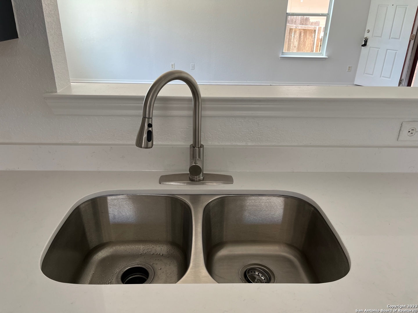2718 Cedar Sound San Antonio TX 78244