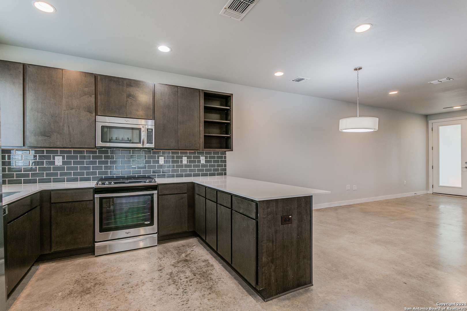 330 Clay San Antonio TX 78204
