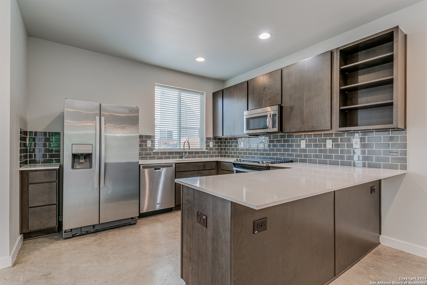 330 Clay San Antonio TX 78204