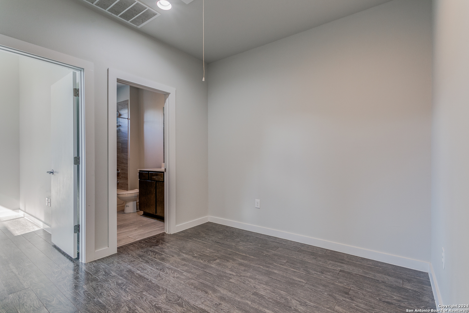 330 Clay San Antonio TX 78204