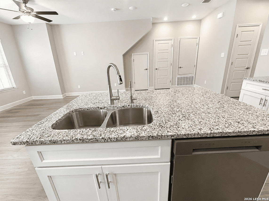 7161 Magnolia Creek San Antonio TX 78252