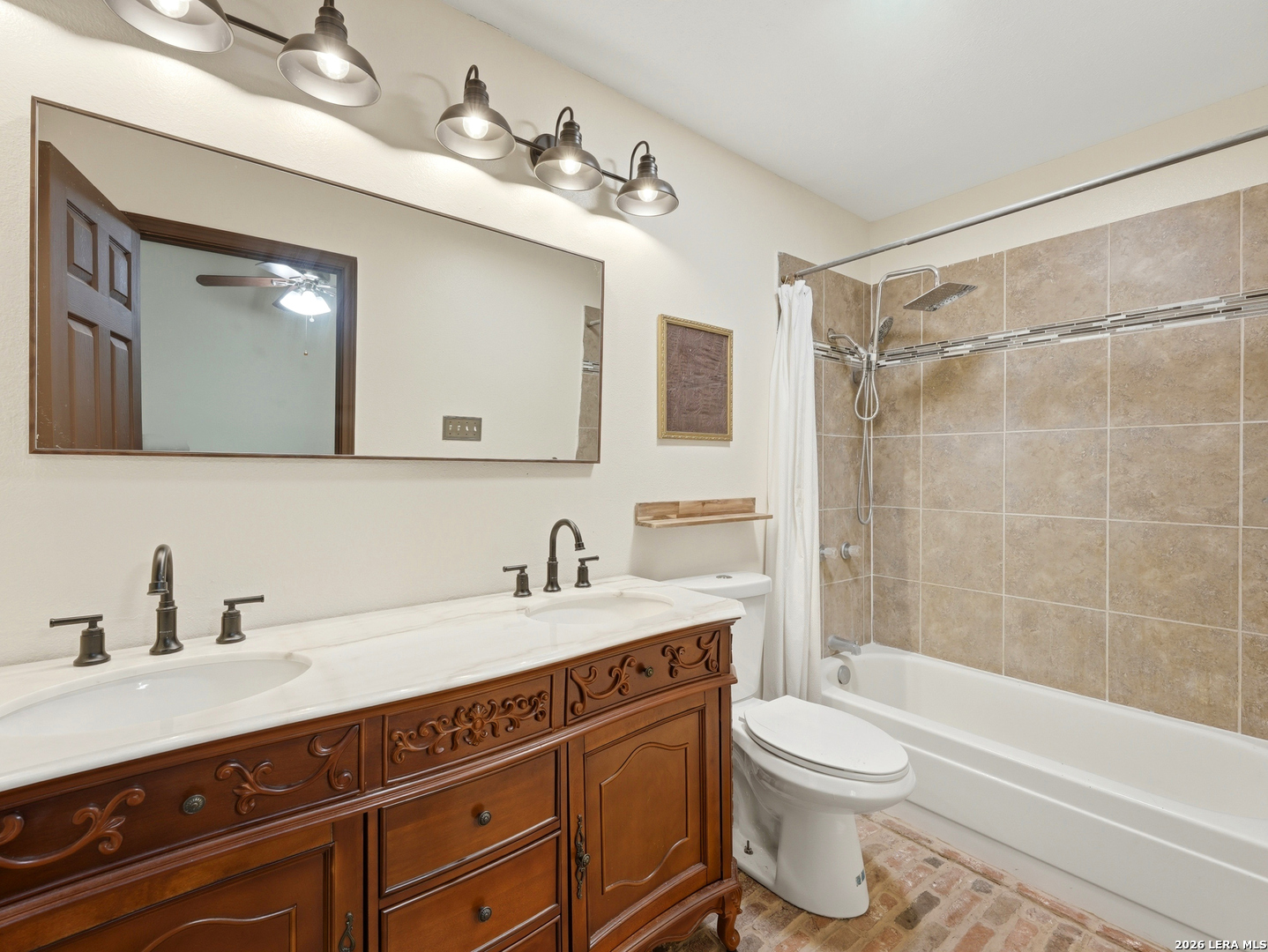1114 Churing San Antonio TX 78245