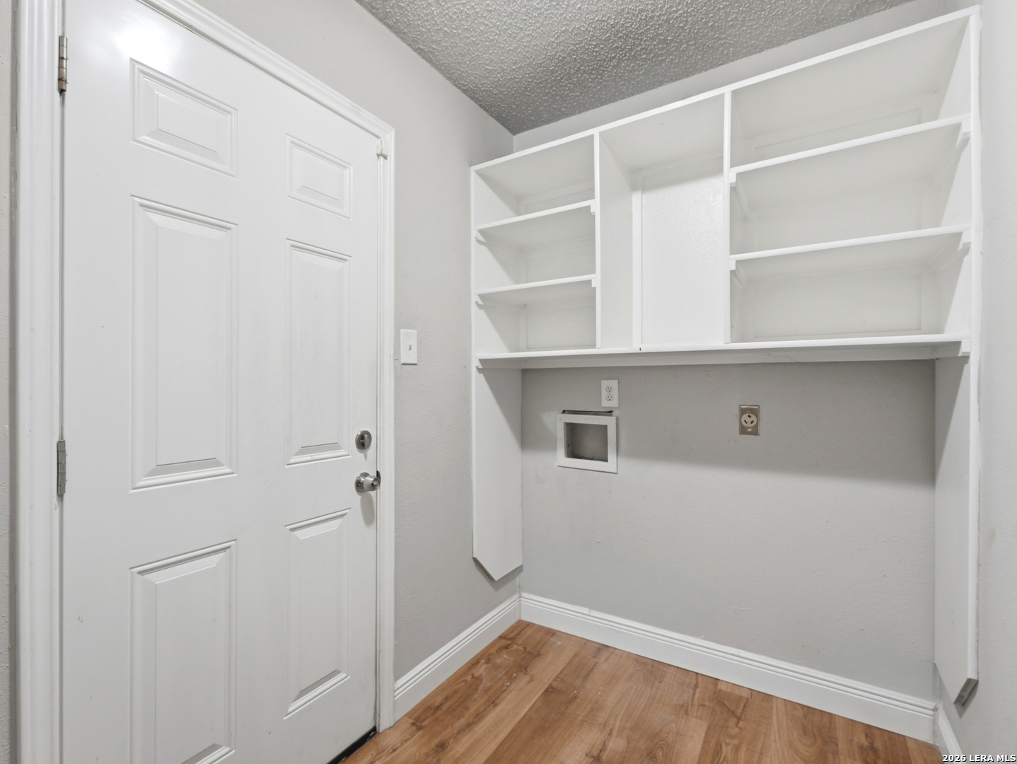 1114 Churing San Antonio TX 78245