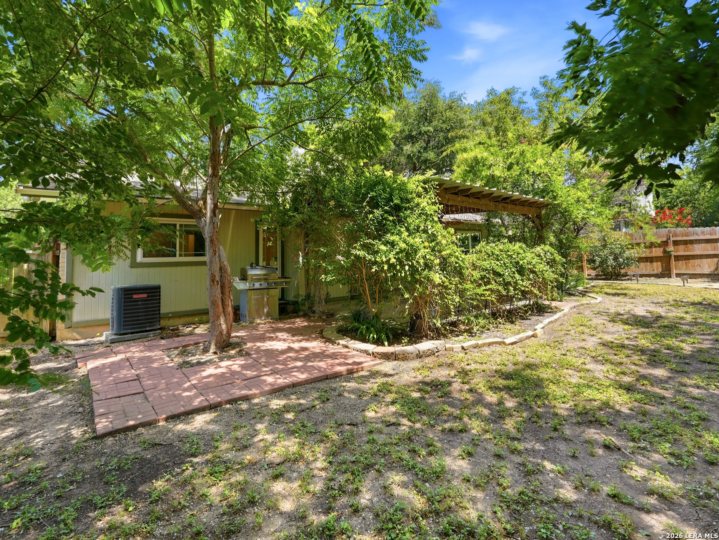 1114 Churing San Antonio TX 78245