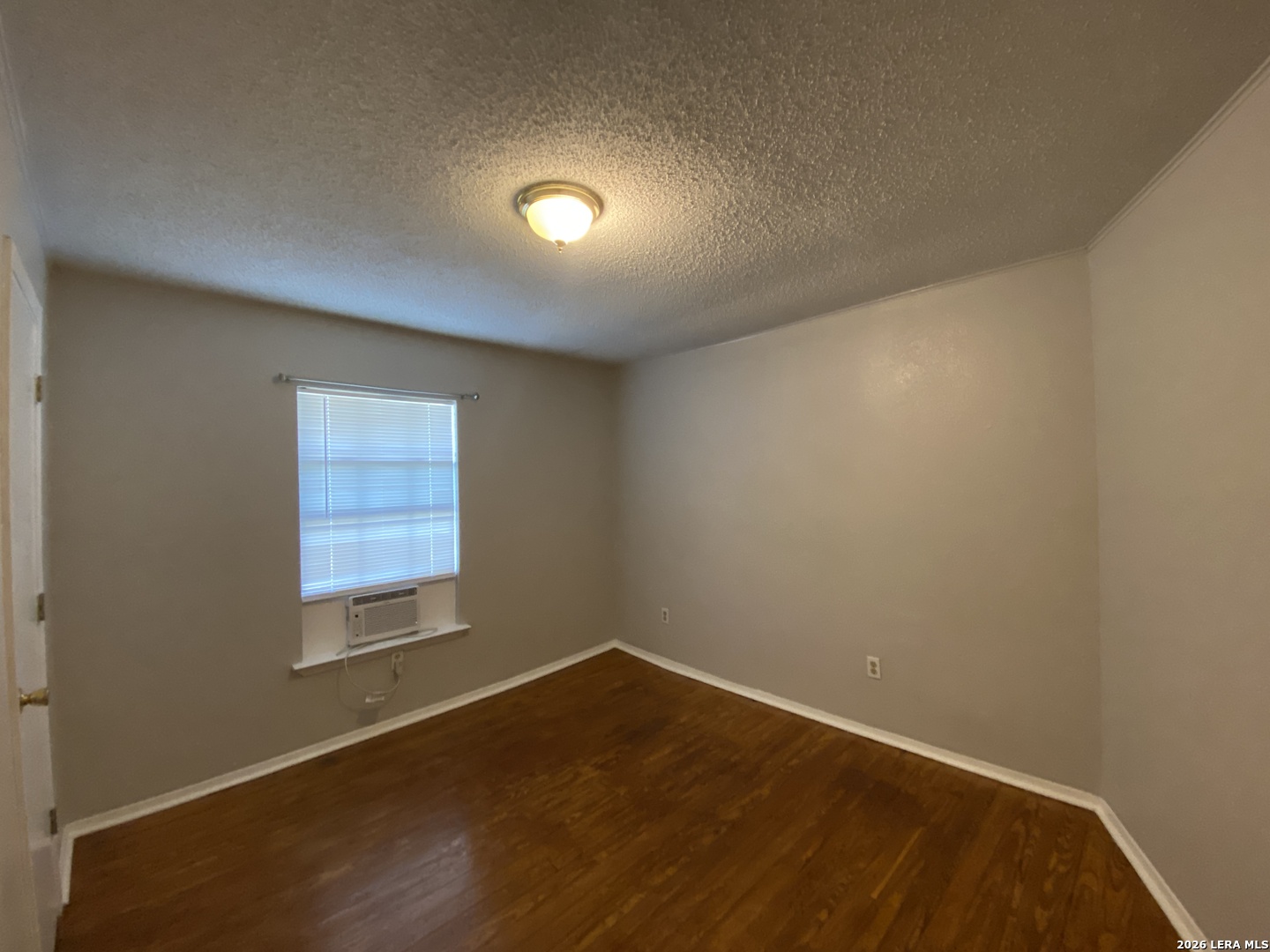 607 San Antonio Street Pleasanton TX 78064