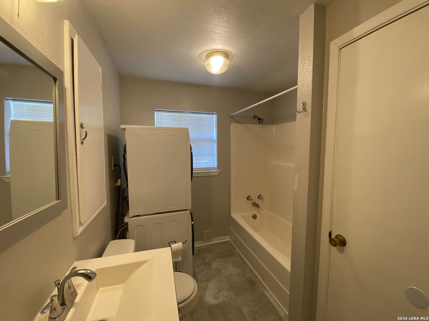 607 San Antonio Street Pleasanton TX 78064