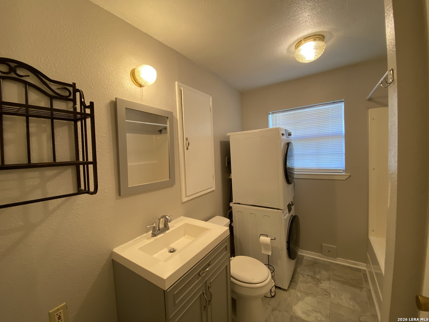 607 San Antonio Street Pleasanton TX 78064